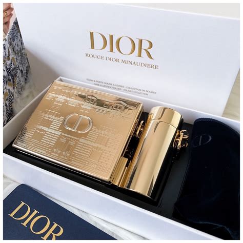 christian dior lipstick bag.